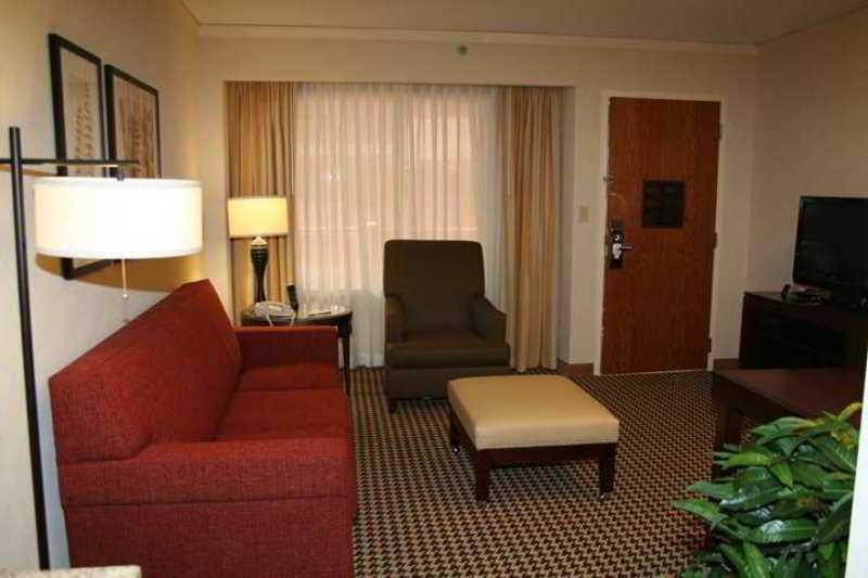 Embassy Suites By Hilton Atlanta Perimeter Center Sandy Springs Buitenkant foto